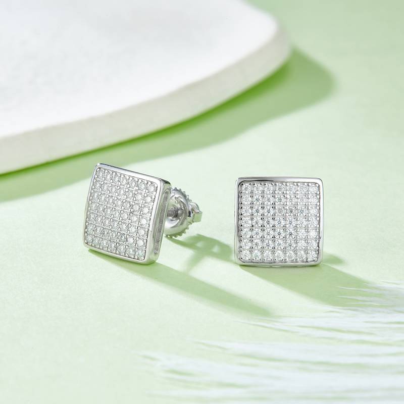 方形弧面S925银Stud Earring带螺纹Moissanite厘石D级0.59ct
